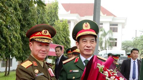 Một số hình ảnh hoạt động của Đại tướng Phan Văn Giang tại Lào