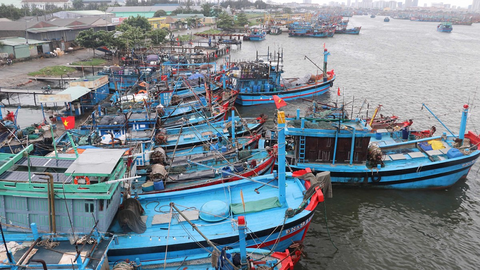 Thủ tướng yêu cầu triển khai các biện pháp ứng phó với bão số 12 và mưa lũ