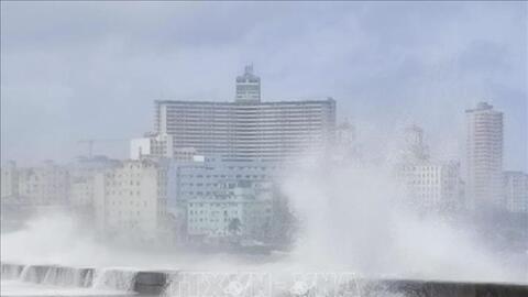 Cuba sơ tán hàng trăm nghìn người trước khi bão Melissa đổ bộ