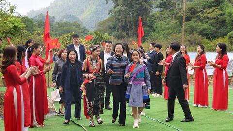 Phó thủ tướng Phạm Thị Thanh Trà dự Lễ khởi công xây dựng 4 trường phổ thông nội trú liên cấp tại Lào Cai