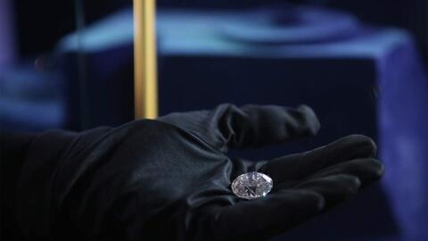 Nhu cầu đầu tư kim cương tăng mạnh tại Nga