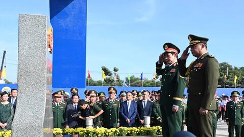 Bắt đầu hoạt động Giao lưu hữu nghị quốc phòng biên giới Việt Nam - Campuchia lần thứ hai tại tỉnh Svay Rieng