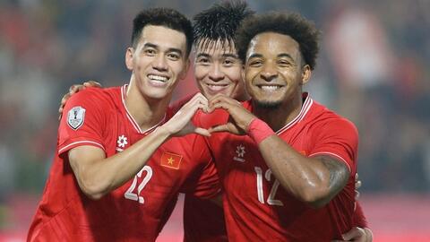 Đội hình đội tuyển Việt Nam gặp Lào: Đắn đo với Nguyễn Xuân Son