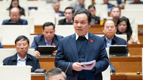 Ngày 20/11, đại biểu Quốc hội thảo luận về chế độ ưu đãi cho giáo viên