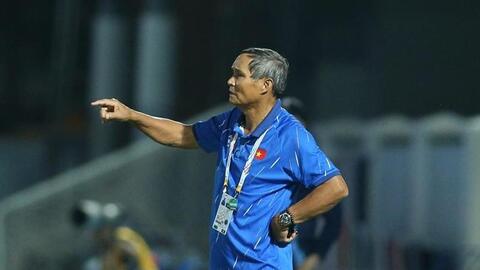 Huấn luyện viên Mai Đức Chung chê công tác trọng tài ở SEA Games rất kém