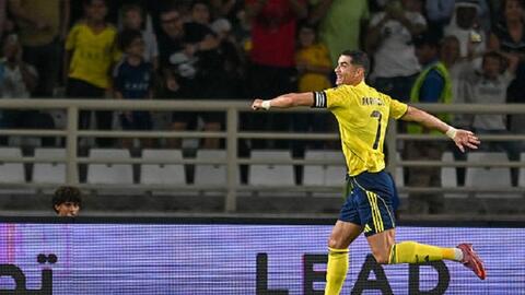 Tin thể thao (30-12): Vượt xa Messi, Ronaldo là cầu thủ có thu nhập cao nhất thế giới