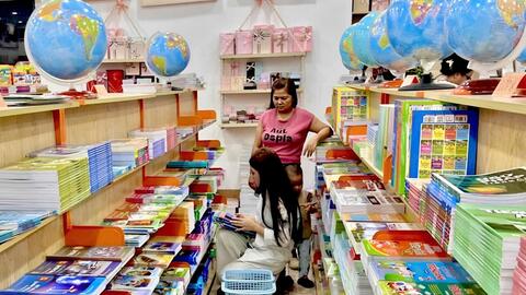 Giảm gánh nặng và chuẩn hóa chất lượng dạy, học