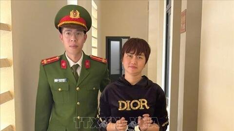 Sự giả dối đến tận cùng