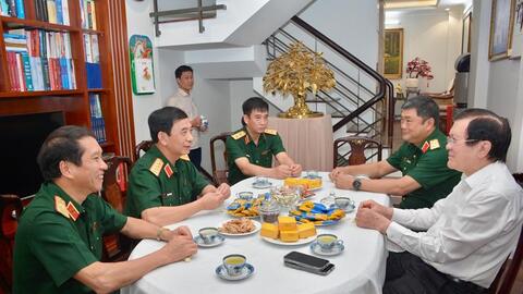 Đại tướng Phan Văn Giang thăm, chúc Tết nguyên lãnh đạo Đảng, Nhà nước