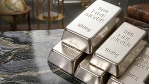 Giá bạc hôm nay 2/3/2026: Neo cao
