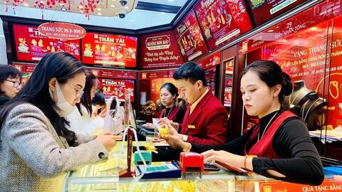 Giá vàng hôm nay (7-3): Đồng loạt giảm