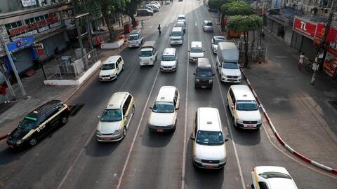 Các quốc gia điều chỉnh giờ làm để tiết kiệm xăng, dầu