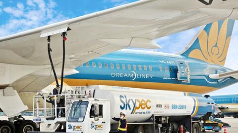 Bảo đảm hoạt động hàng không trước biến động giá nhiên liệu