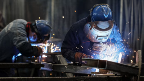 Kinh tế Trung Quốc tăng trưởng, đan xen áp lực bởi giá năng lượng