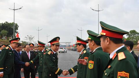 Đại tướng Phan Văn Giang và Đoàn đại biểu Việt Nam sang Trung Quốc dự giao lưu