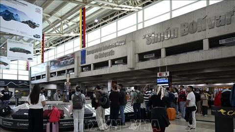 Mỹ hạ cảnh báo đi lại với Venezuela sau khi nối lại quan hệ