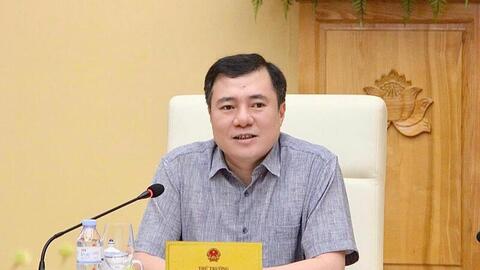 Thứ trưởng Nguyễn Sinh Nhật Tân: Quyết tâm cao nhất đẩy sớm lộ trình dùng xăng sinh học