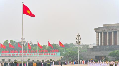 Lãnh đạo Đảng, Nhà nước đặt vòng hoa viếng Lăng Chủ tịch Hồ Chí Minh