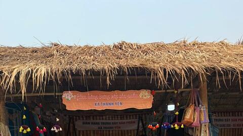 Điện Biên: Khai mạc Lễ hội Tết té nước và Ngày hội Văn hóa, thể thao các dân tộc lần thứ I tại xã Núa Ngam