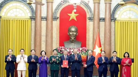 Tổng Bí thư, Chủ tịch nước Tô Lâm trao Quyết định bổ nhiệm các thành viên Chính phủ nhiệm kỳ 2026 - 2031