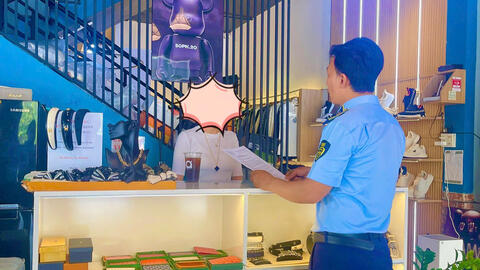 Đà Nẵng: Xử phạt 7 cơ sở bán hàng giả cho khách du lịch