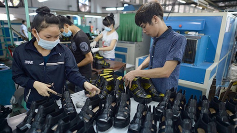 Biến động Trung Đông: Lối ra dài hạn nào cho da giày Việt?