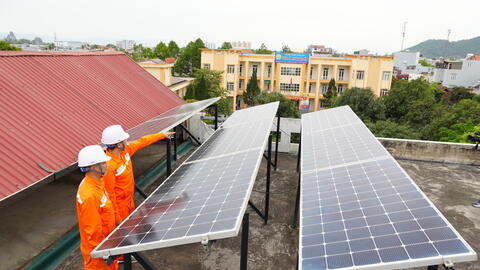 Điện mặt trời mái nhà kết hợp BESS: Tăng linh hoạt, giảm rủi ro hệ thống