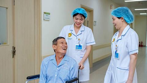 Nâng tầm chất lượng bệnh viện Quân đội