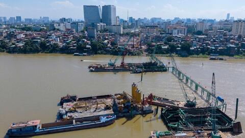Tăng tốc thi công cầu Trần Hưng Đạo