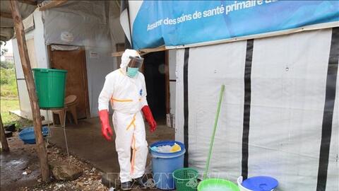 Quốc tế khẩn cấp tăng viện trợ giúp Cộng hòa Dân chủ Congo chống Ebola