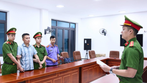 Tuyên Quang: Thi hành lệnh giữ người khẩn cấp đối với 1 giáo viên liên quan vụ "điểm 10 môn Toán"