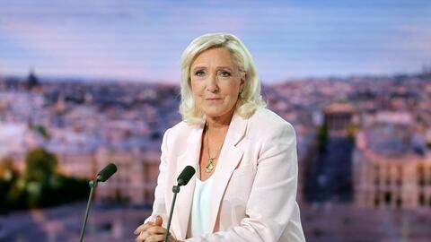 Thăm dò bầu cử Pháp: Bà Marine Le Pen chiếm ưu thế