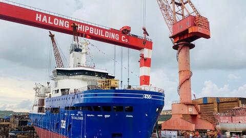 Hạ thủy thành công tàu dịch vụ điện gió ngoài khơi công nghệ hiện đại