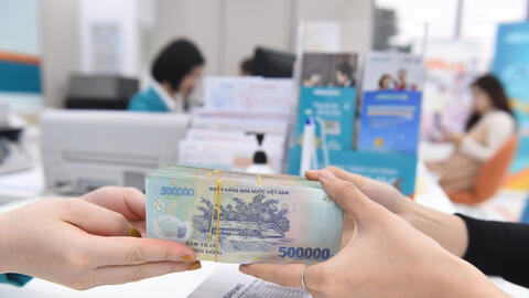 Tiền gửi dân cư vào hệ thống ngân hàng vượt 11 triệu tỷ đồng