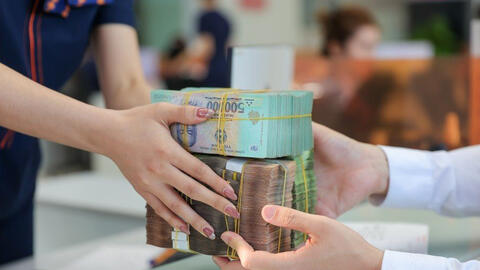 Nhu cầu vốn trong nền kinh tế tăng nhanh, áp lực đè nặng lên vai ngân hàng