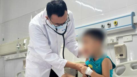 Cảnh giác Adenovirus gây sốt cao 40 độ C ở trẻ nhỏ