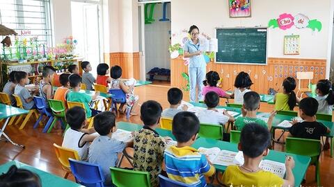 Trẻ 5-6 tuổi thuộc diện phổ cập mầm non được miễn, giảm, hỗ trợ học phí