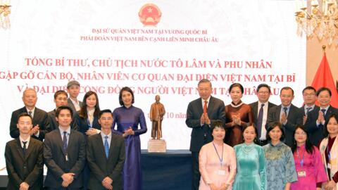Xây dựng cộng đồng đoàn kết, phát huy vai trò cầu nối Việt Nam và châu Âu