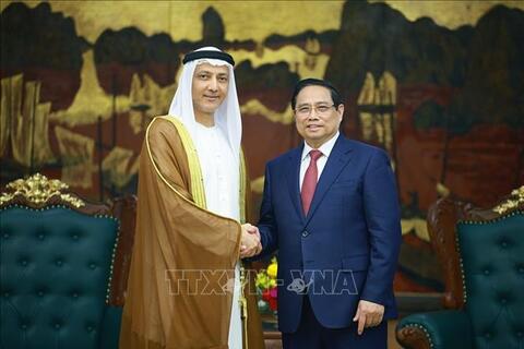 Thủ tướng Phạm Minh Chính đề nghị hiện thực hóa kết quả điện đàm giữa Thủ tướng với Tổng thống UAE