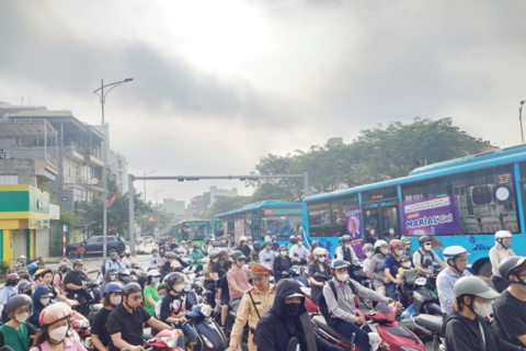 Kiểm soát khí thải phương tiện: Cần tạo thuận lợi cho người dân và doanh nghiệp