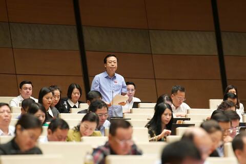 Kỳ họp thứ nhất, Quốc hội khóa XVI: Cần quy định rõ phạm vi giao dịch phải công chứng