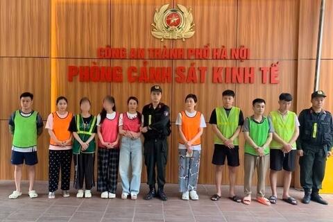 Khởi tố 9 đối tượng mua bán trái phép tài khoản ngân hàng