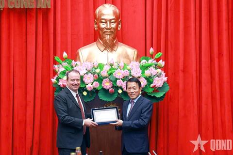 Tiếp tục thúc đẩy quan hệ Đối tác chiến lược toàn diện Việt Nam - Hoa Kỳ