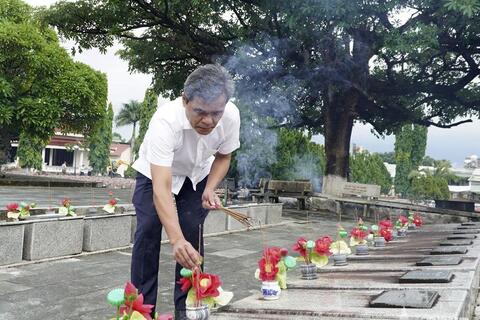 Tỉnh Quảng Ngãi: Huy động 1.079 ngày công tìm kiếm, quy tập hài cốt liệt sĩ tại khu vực đường Trường Chinh