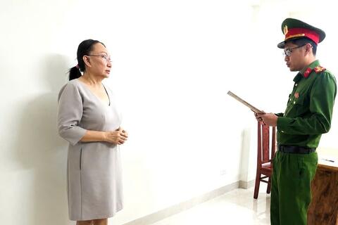 Mở rộng chuyên án buôn lậu kim cương xuyên quốc gia, khởi tố thêm 4 bị can