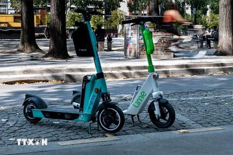 Ireland không còn dễ dãi với xe điện scooter