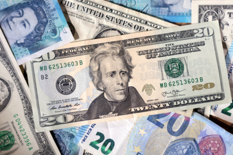 Tỷ giá USD hôm nay (24-7): Đồng USD lập đỉnh 40 năm so với đồng yên