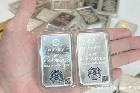 Giá bạc hôm nay 15/8/2026: Tiếp đà giảm