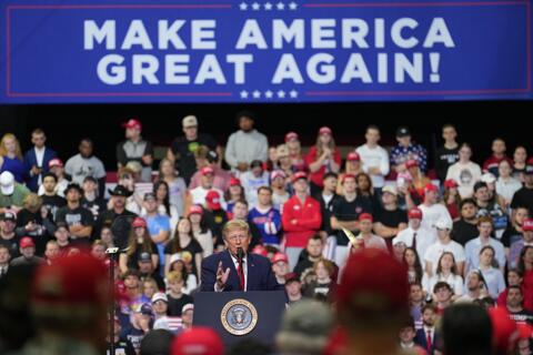 Tổng thống Donald Trump khởi động tuần vận động tranh cử