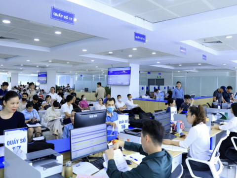 Thủ tướng nhắc 16 địa phương chậm về thủ tục hành chính phi địa giới